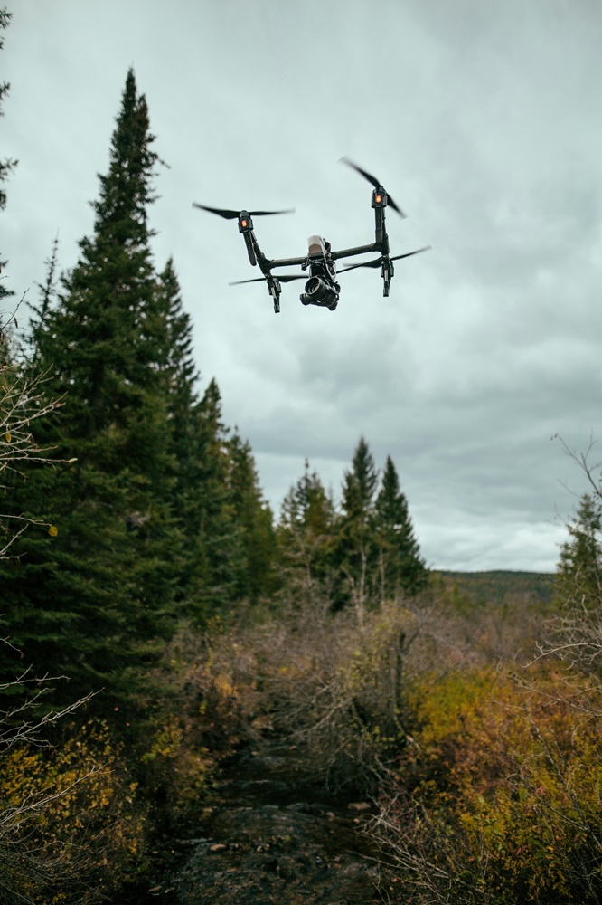 Drone capturing topographic data - Sam McGhee (unspalsh)